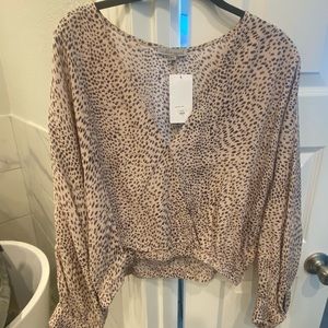 M/L Cheetah Top.